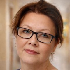 Комоликова Елена
